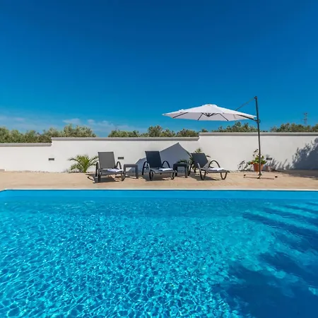 Holiday home 2 Bedroom Lovely In *